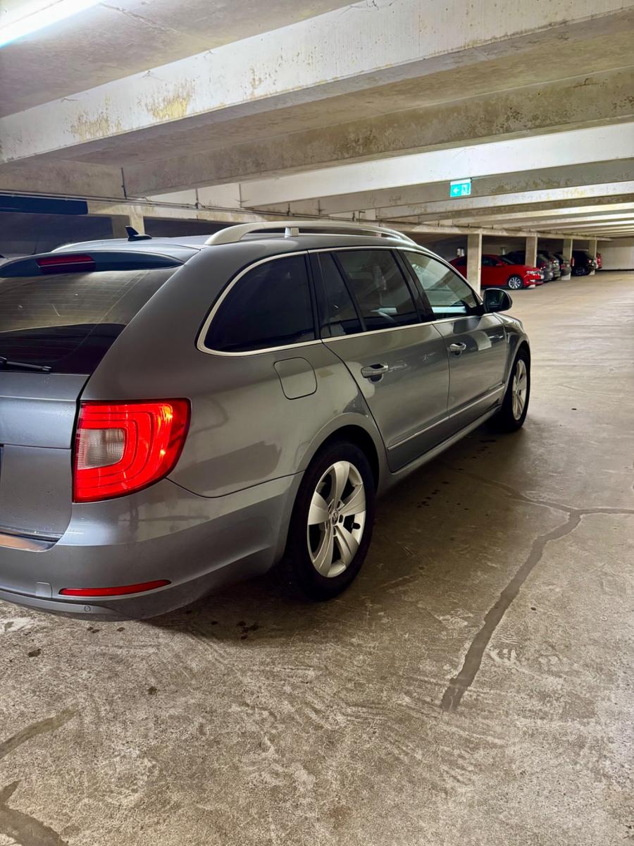 Skoda Superb 2010 — engine 1.798 cm³, 160 HP (118kW)