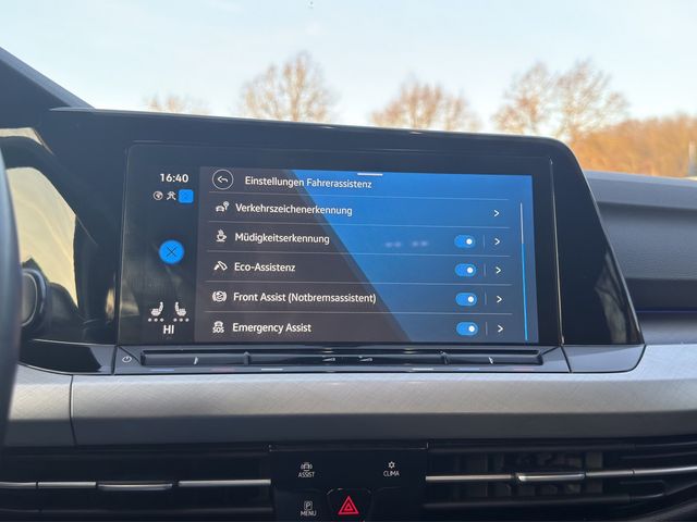 Golf VIII Variant 2.0 TDI Life DSG