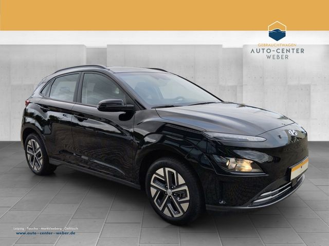 Hyundai Kona Select incl. Servicepaket*