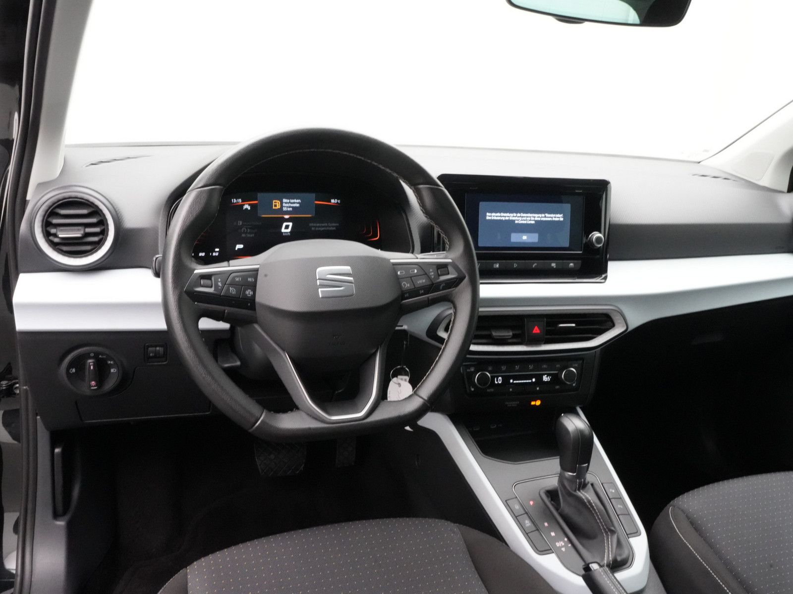 Seat Arona - Bild 4