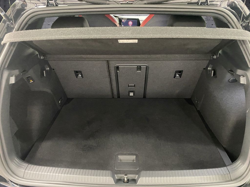Volkswagen Golf - Bild 12