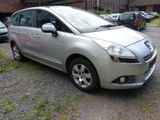 Peugeot 5008 Premium - Peugeot 5008: Premium