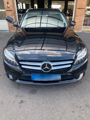 MERCEDES-BENZ Mercedes C300 d T-Modell AMG 245 PS Head-U...