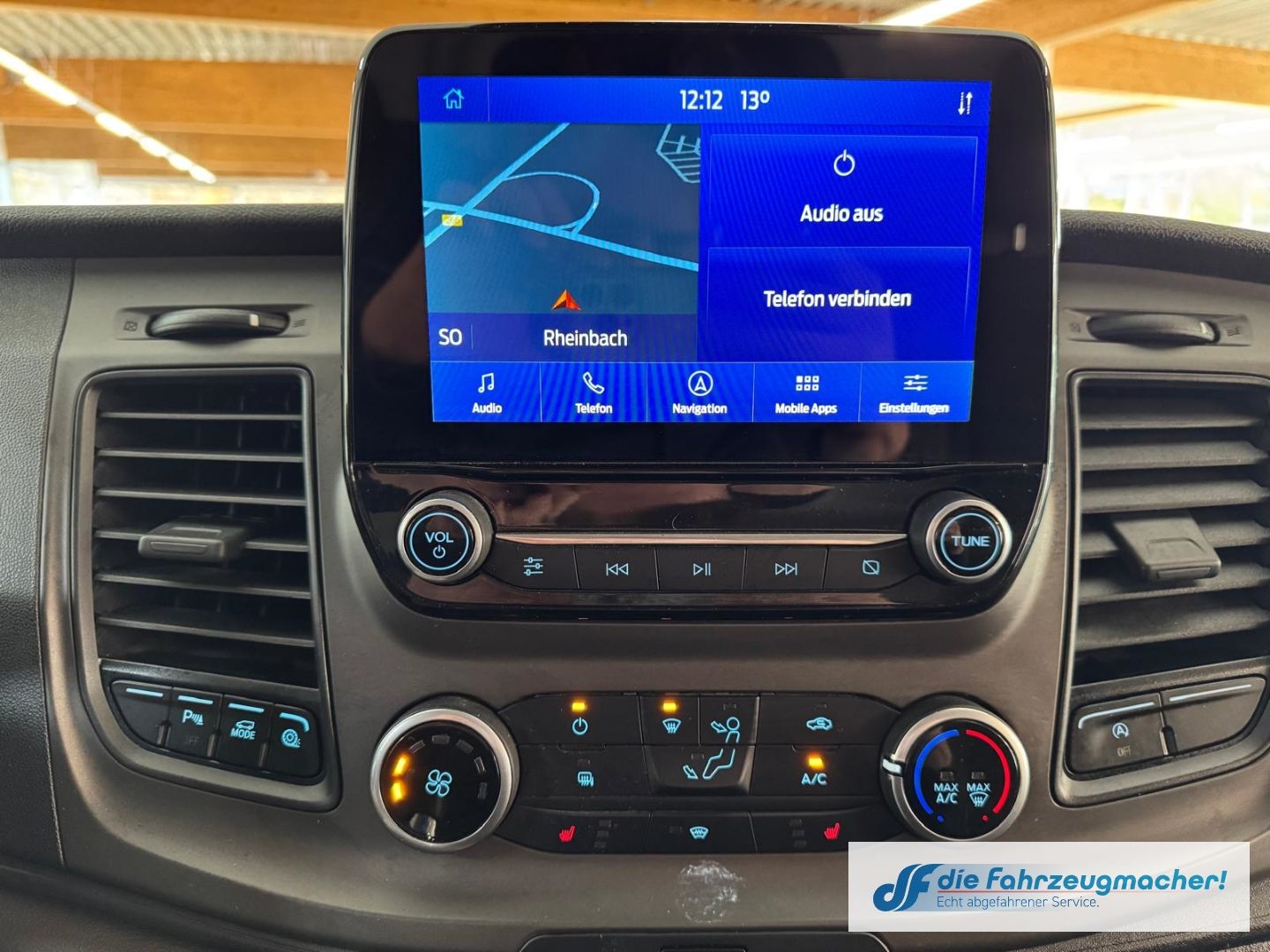 Fahrzeugabbildung Ford Transit Custom Werkstatt 340 L2 Trend Navi Apple