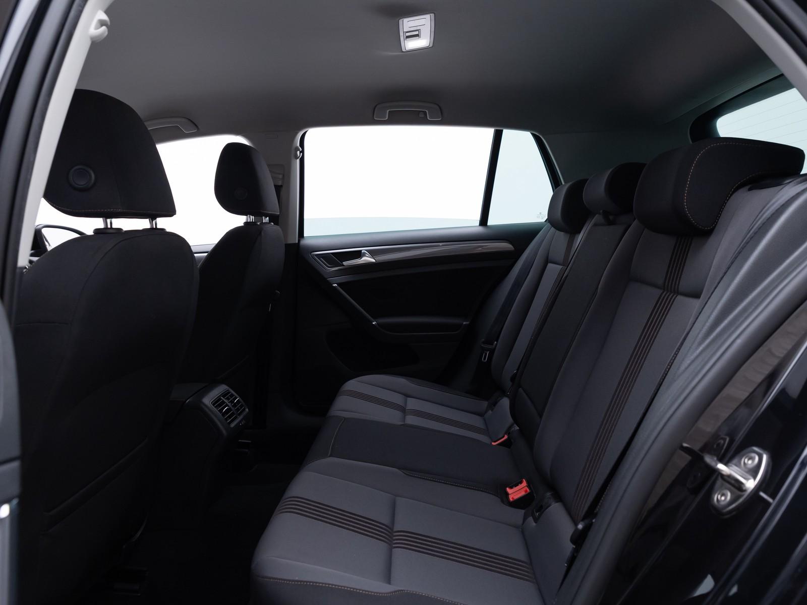 Volkswagen Golf VII Allstar BMT
