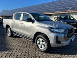 Toyota Hilux 2.8 Double Cab 4x4*Klima*APP*SHZ*Tempomat* - Toyota Hilux aus 2025