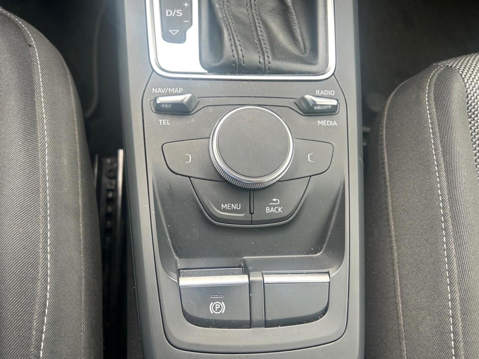 Audi Q2 sport ultra Automatik Klimaautomatik Navi