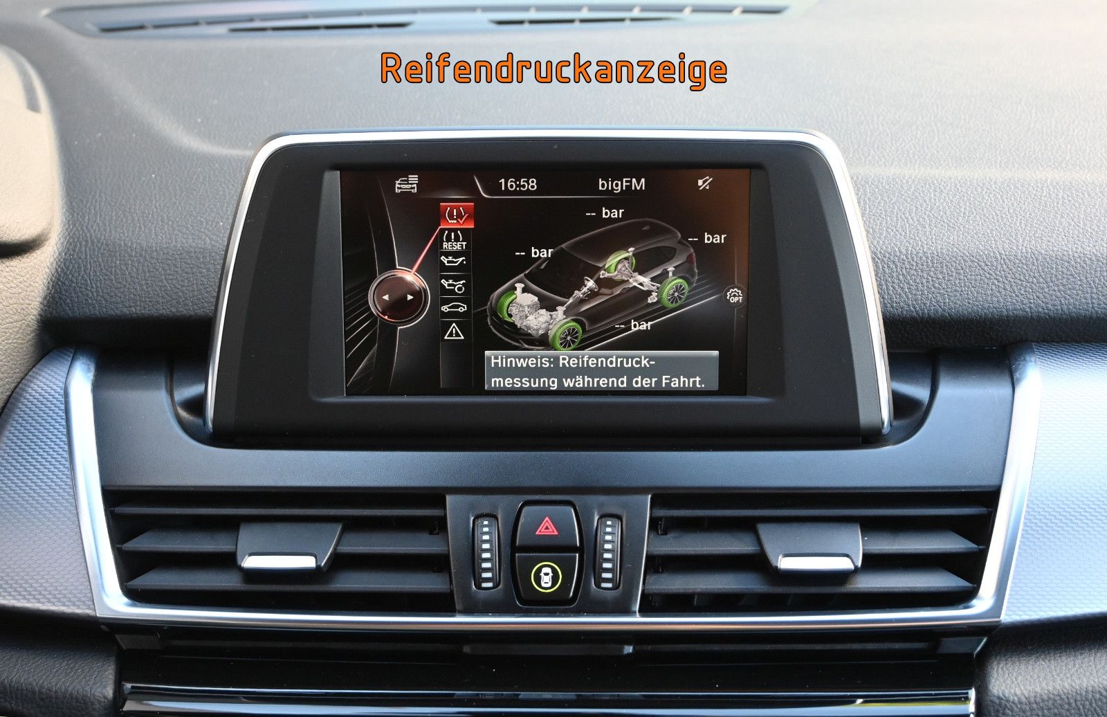 Fahrzeugabbildung BMW 218i Active Tourer M Sport °AHK°PDC°SITZHEIZ°