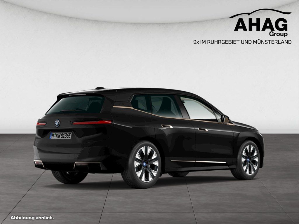 BMW iX xDrive40 imagem 2