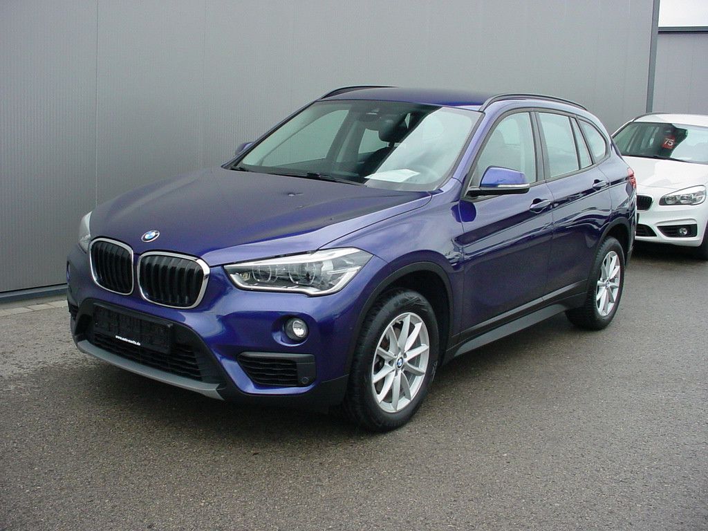 BMW X1 sDrive18i *LED*PDC*Navi*