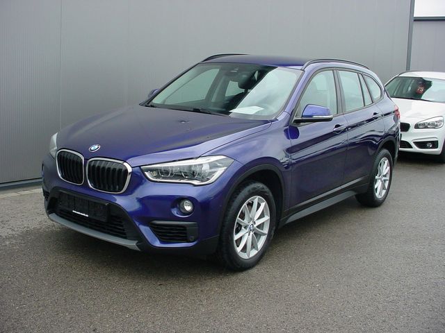 BMW X1 sDrive18i *LED*PDC*Navi*
