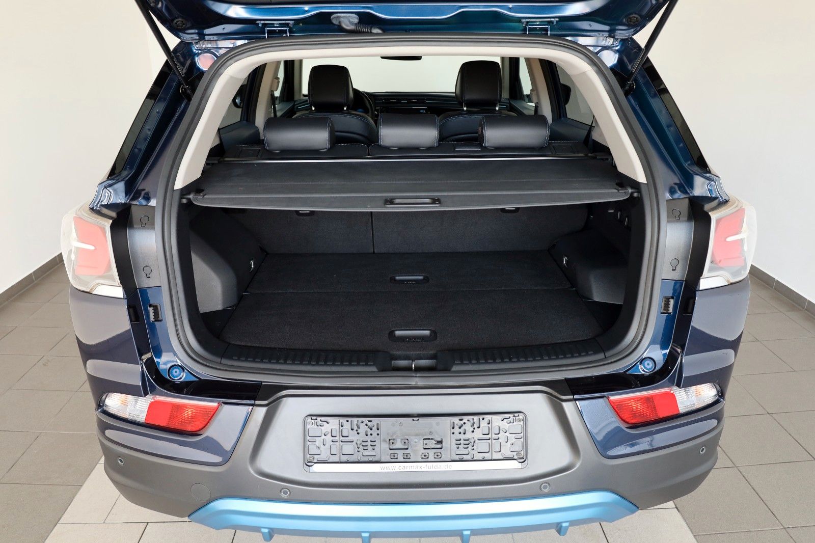 Fahrzeugabbildung Ssangyong Korando e-Motion Titanium Leder,Navi,LED,ACC,+WR