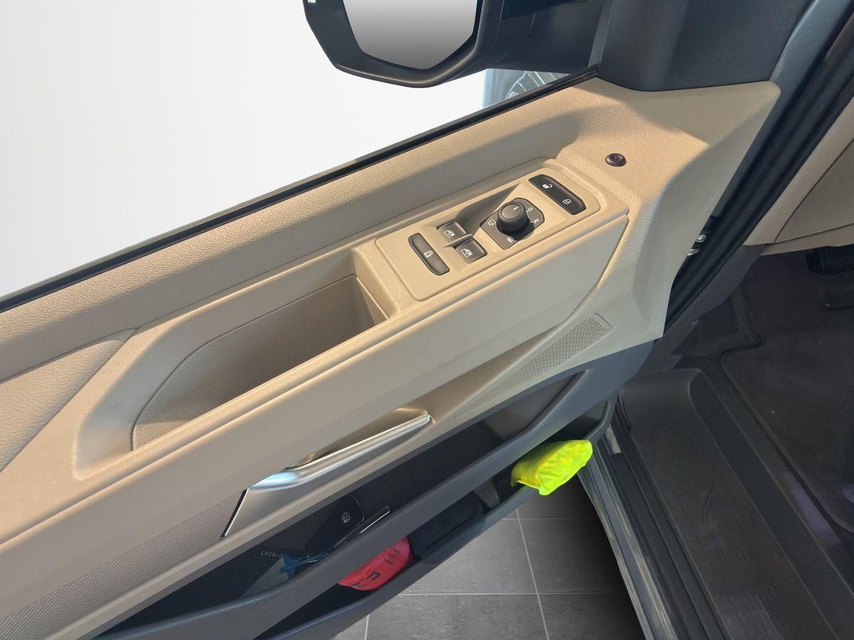 Fahrzeugabbildung Volkswagen T7 California Beach Tour Camper 2.0 TDI 110 kW
