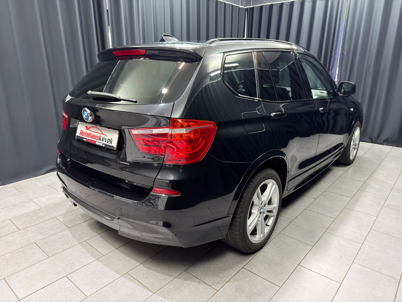 Fahrzeugabbildung BMW X3 xDrive 30 d|M-SPORTPAKET|NAVI|PANO|AHK|