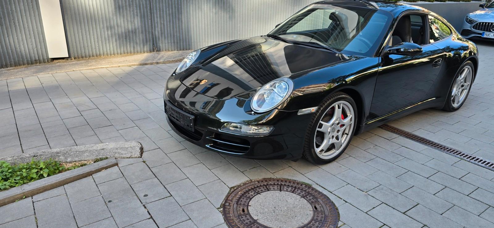 Porsche 911 Carrera 4 S Coupe