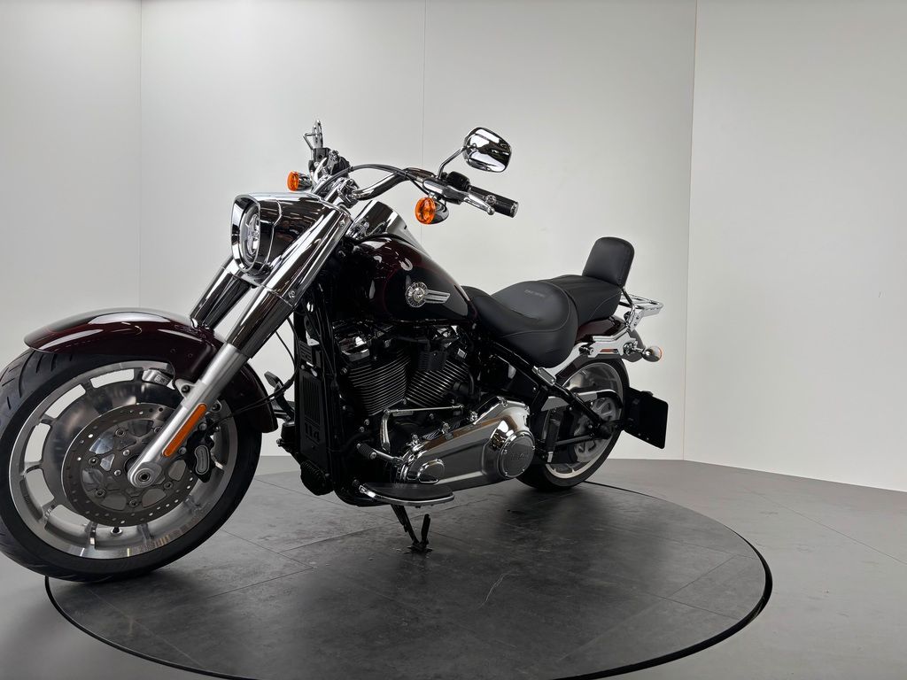 Fahrzeugabbildung Harley-Davidson FAT BOY 114 *SEITL. KENNZEICHEN *1. HAND!