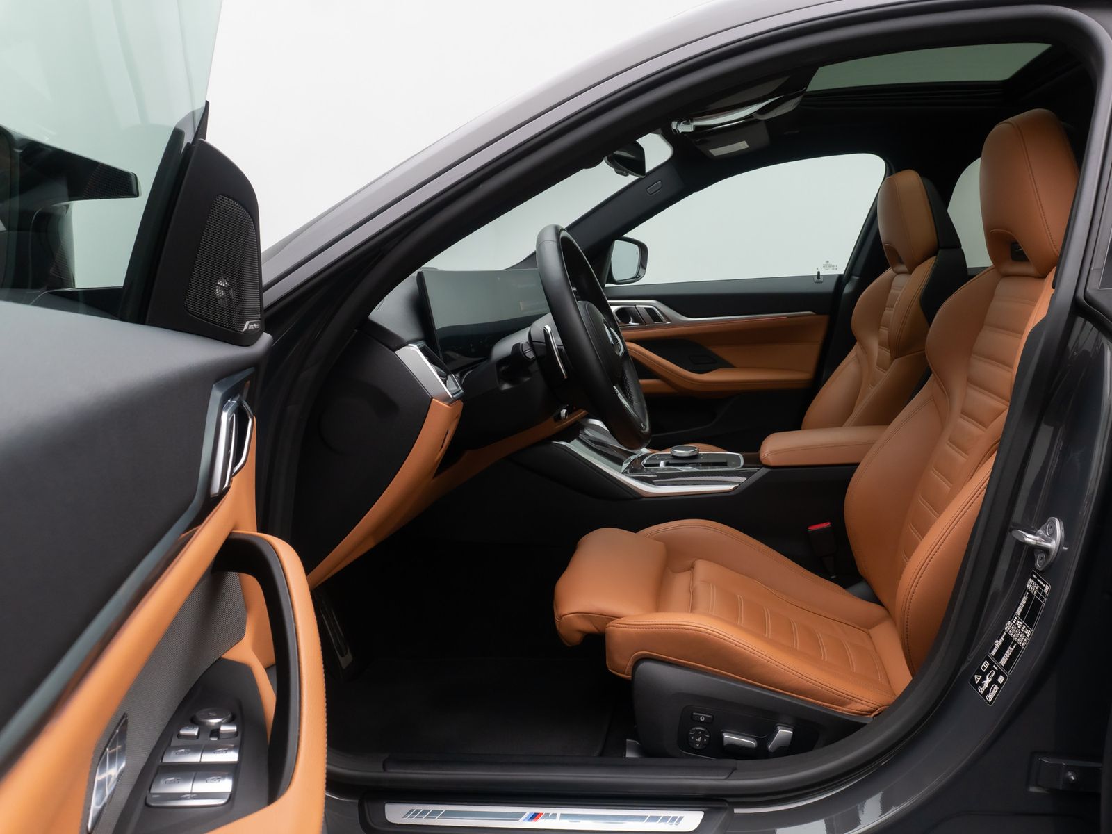 Fahrzeugabbildung BMW M440i xD Gran Coupé 360°HUD Laser DAB Individual