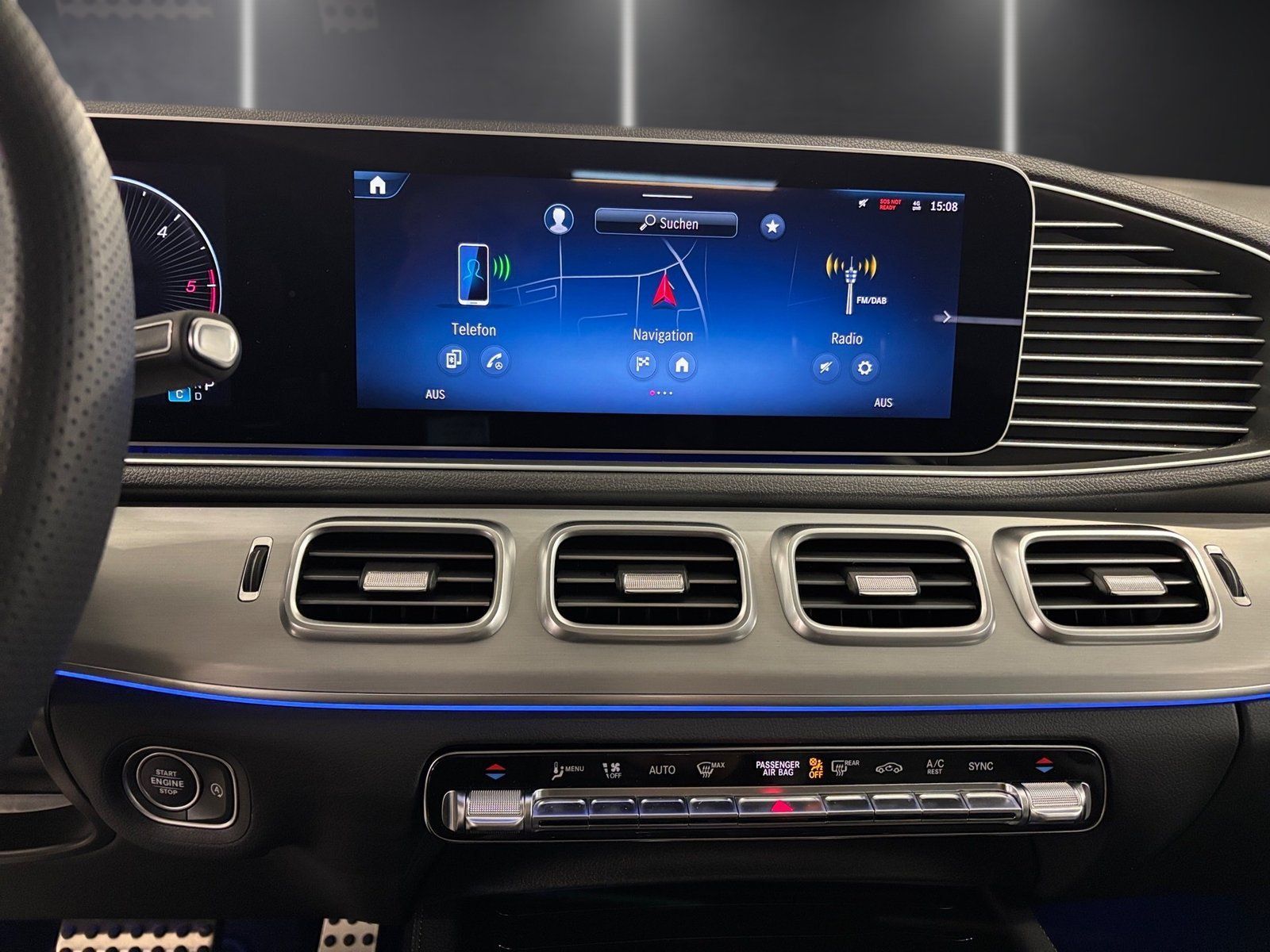 Fahrzeugabbildung Mercedes-Benz GLE 300 d 4M AMG*AHK*Pano*Airmatic*Burmester*360