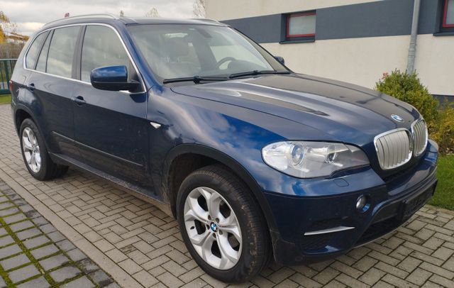 BMW xDrive30d/Sthz/Shz/sAHK/Kamera/Leder/Navi/Xenon