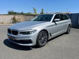 BMW 530i Touring SportLine*AMBIENTE*LED*PANO*KAM* - BMW 530 in Aachen