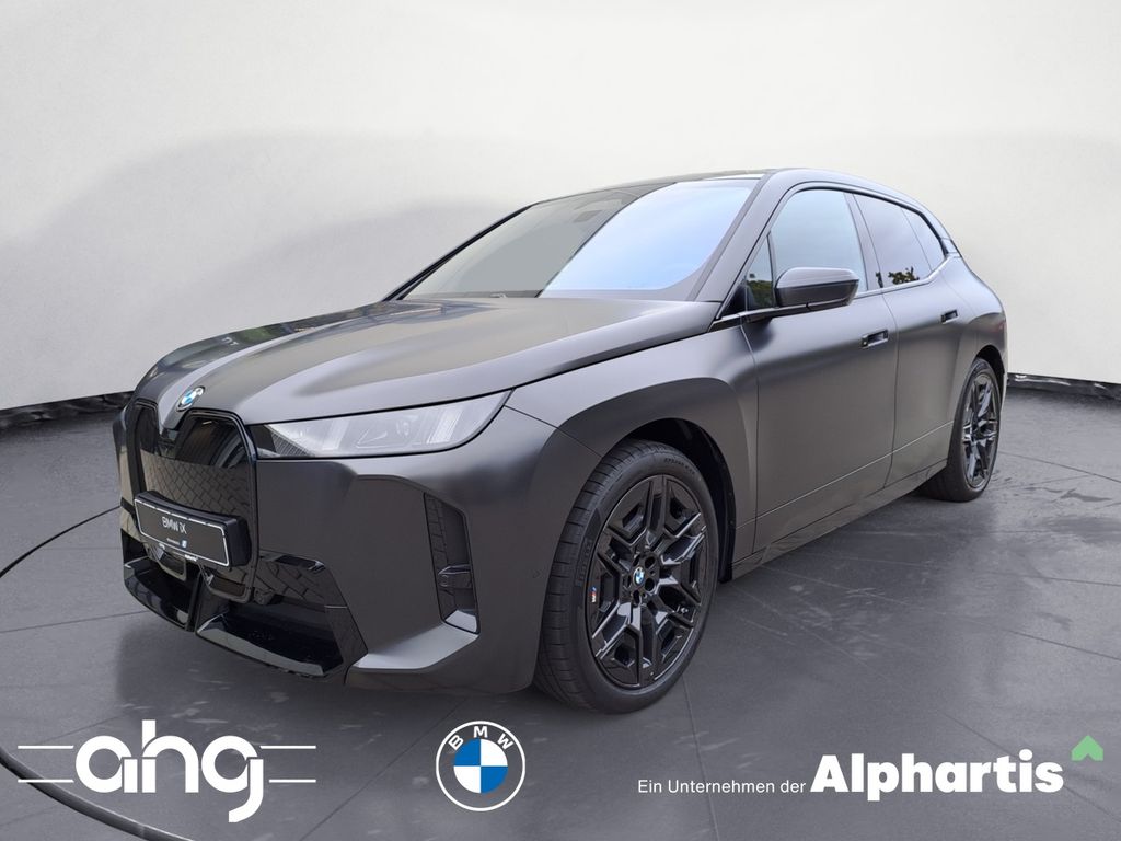 Image of BMW iX