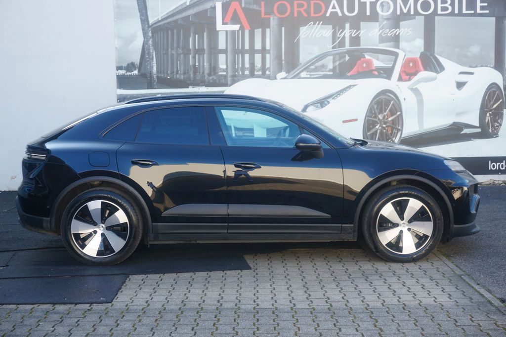 Image of Porsche Macan