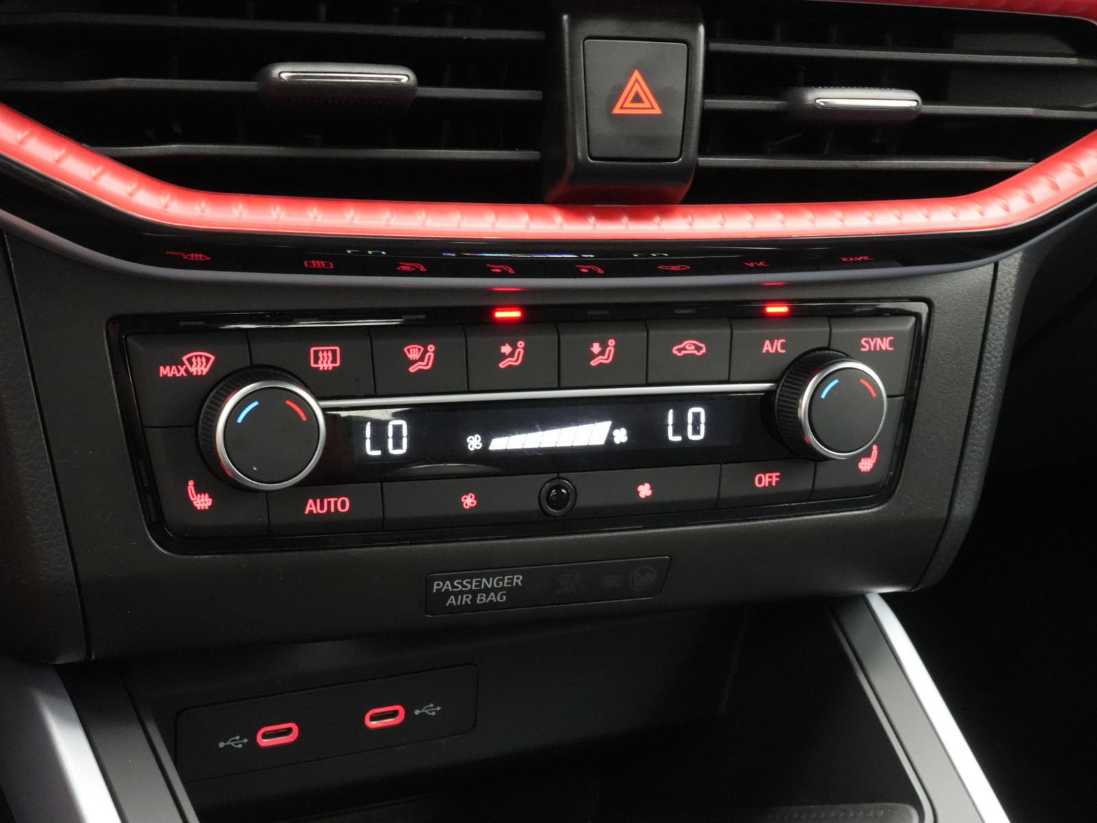 Seat Arona FR CARPLAY NAVI KAM PDC LED SHZ VIRT