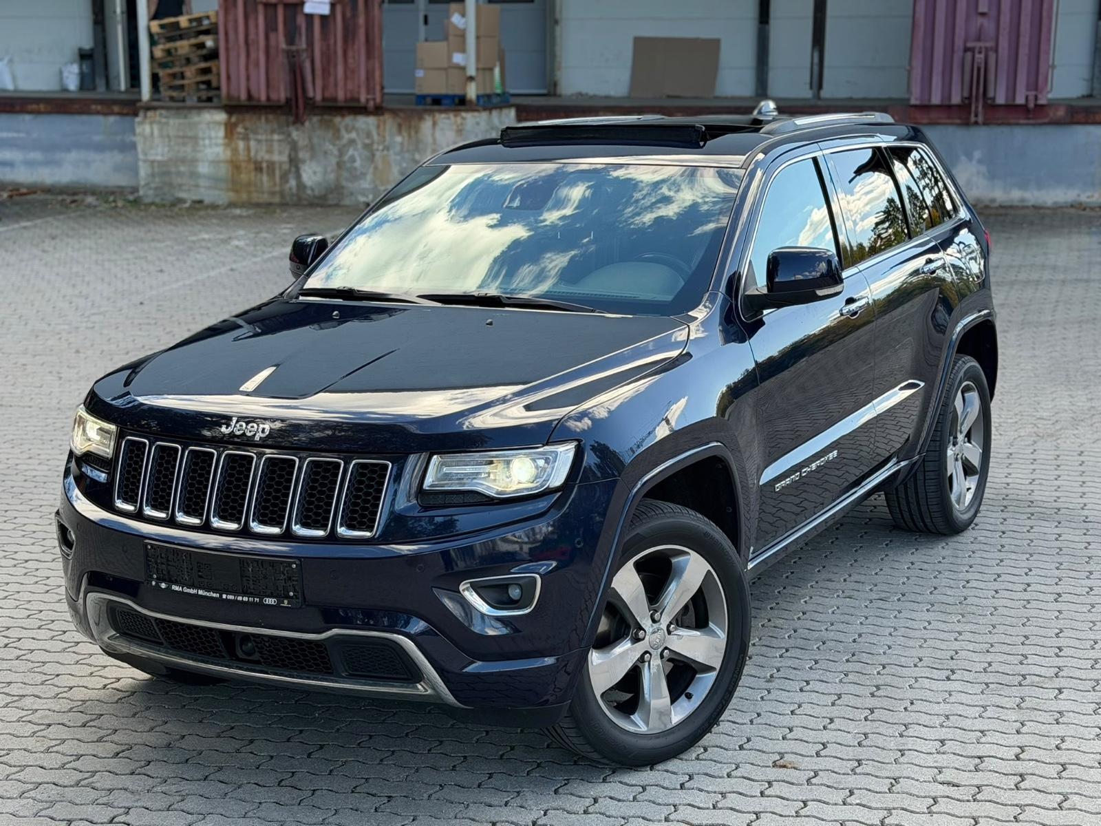 Jeep Grand Cherokee Overland 3.0 V6 CRD 250 ch BVA 4x4 / 162 000 km / Toit panoramique / Cuir Nappa / Caméra / Attelage