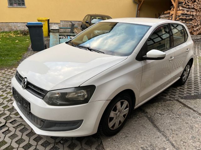 Volkswagen Polo V Trendline"Klima+Navi+8xRäder+uvm"