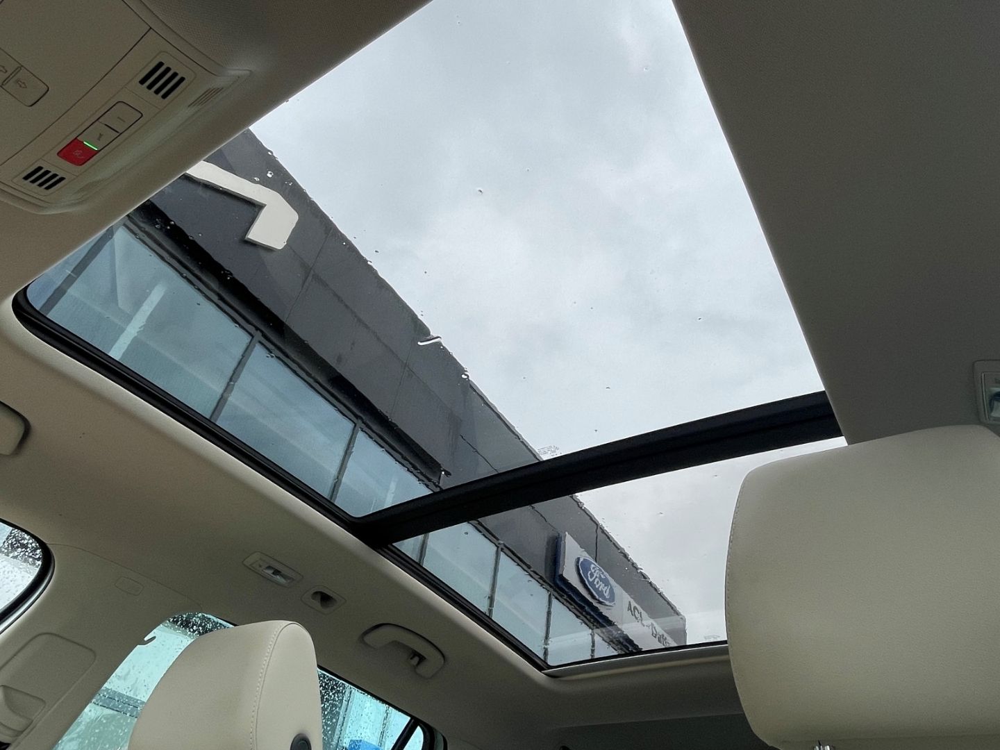 Fahrzeugabbildung SKODA Kodiaq Style 4x4 7-Sitzer Memory Sitzheiz&klima