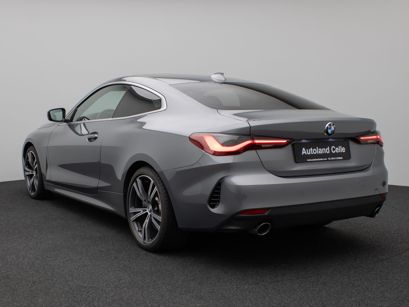 Fahrzeugabbildung BMW 430d xD Coupé Glasdach Laser DAB HiFi Komfort 19
