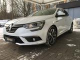 Renault Megane 1.2 BOSE-Edition/Navi/Shz/Temp/Spurhalte - gebrauchte Renault Megane aus dem Jahr 2017