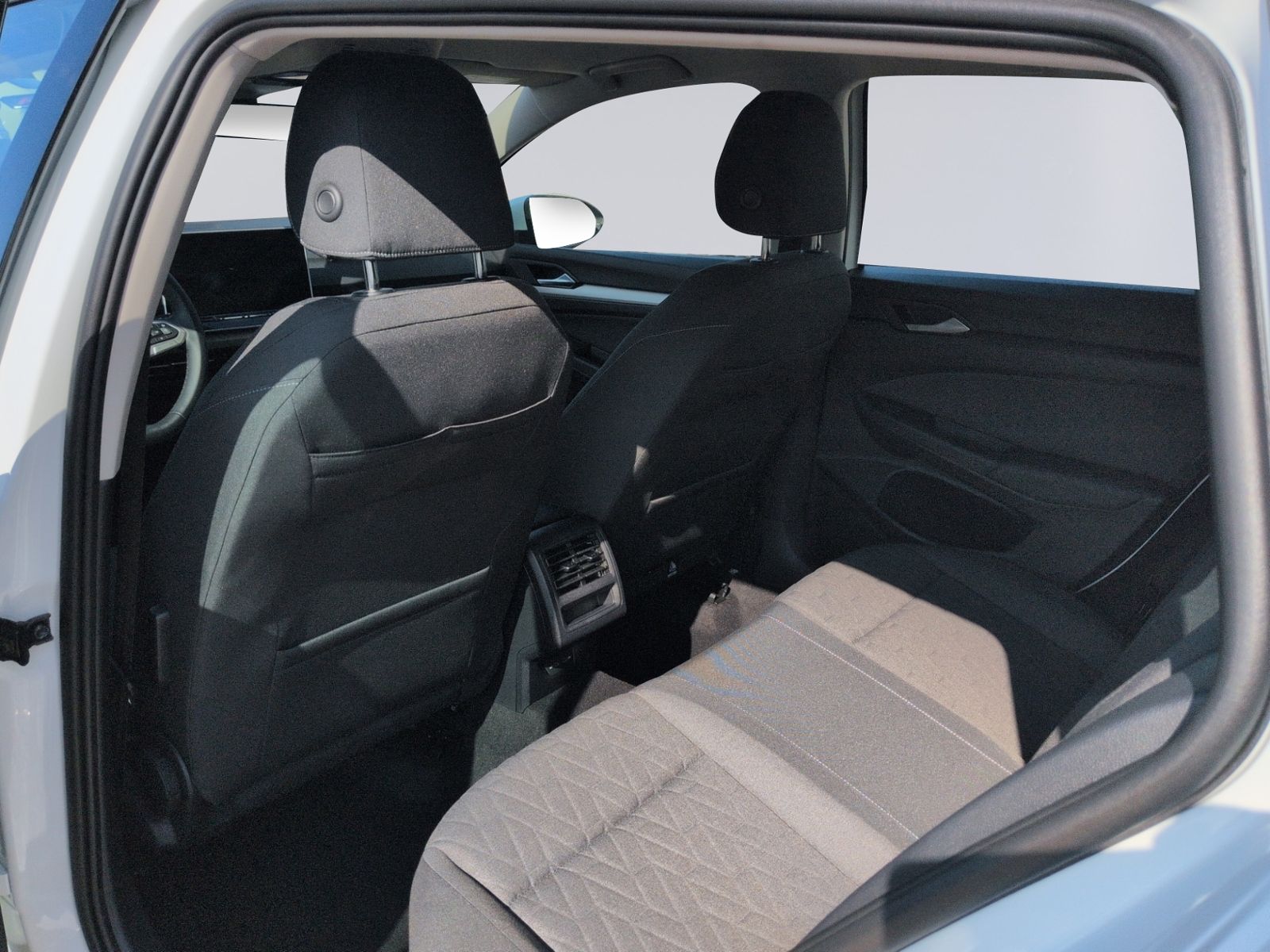 Golf VIII Variant 2.0 TDI Life ACC+LED+SHZ+PDC