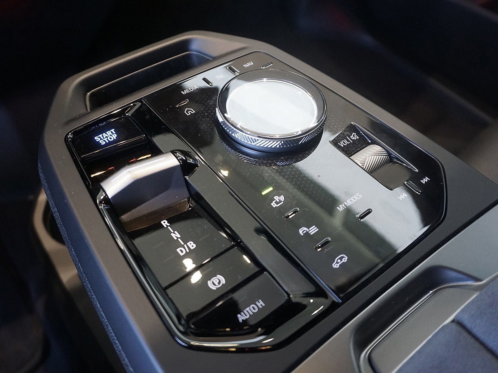 BMW iX - Bild 12