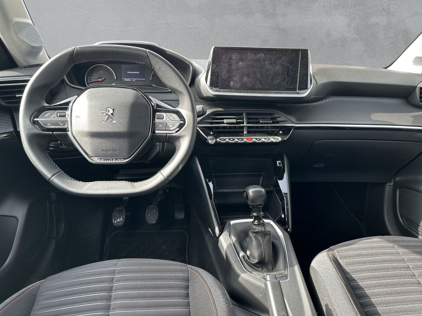 Fahrzeugabbildung Peugeot 208 Active Pack DAB SHZ Spurhalteass. Verkehrsze