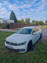 Volkswagen Vw Passat R Line - Volkswagen Passat in Halle