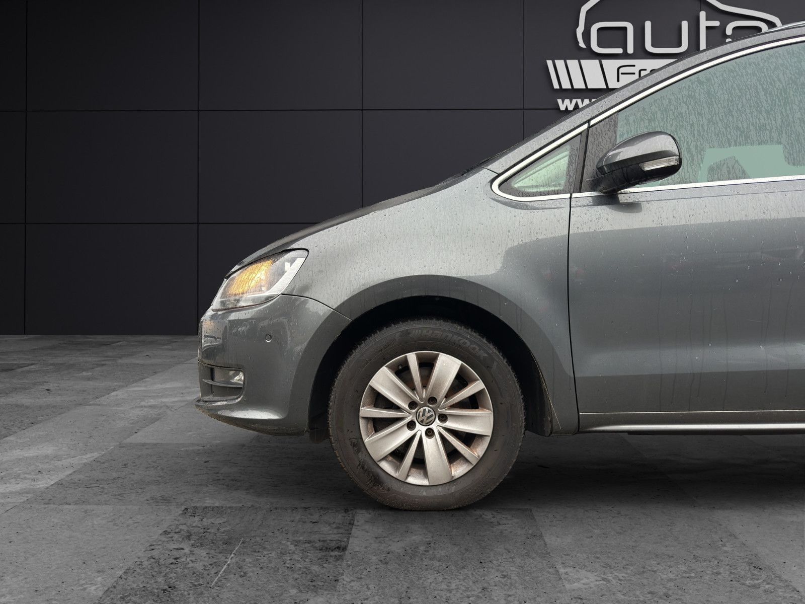 Fahrzeugabbildung Volkswagen Sharan Comfortline BMT/6 Sitze/Standheizung/Cam