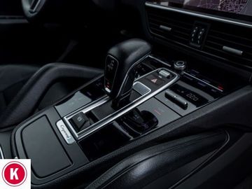 Porsche Cayenne - 10