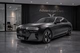 BMW M760e xDrive/Sky L./Crystal Lights/B&W Diamond - gebrauchte BMW M760 aus dem Jahr 2024