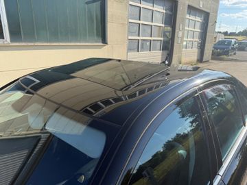 Mercedes E 200 - 2