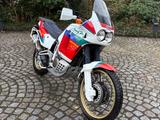 Honda XRV 750 Africa Twin RD04 - HONDA AFRICA TWIN 750 XRV
