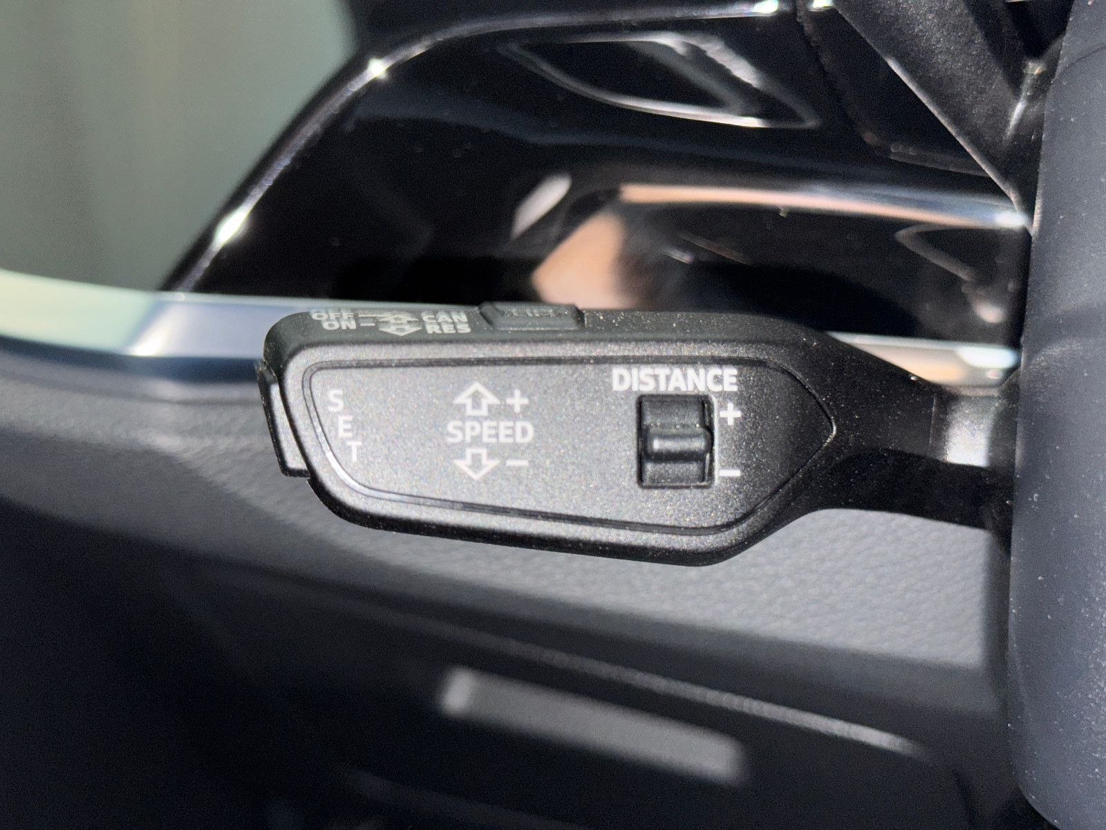 Fahrzeugabbildung Audi Q3 45 TFSI e S-TRONIC S-LINE ACC VIRTUAL LED KAM