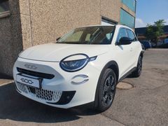 Fiat 600 Hybrid 110 PS - Klima, SHZ, ALU, CarPlay