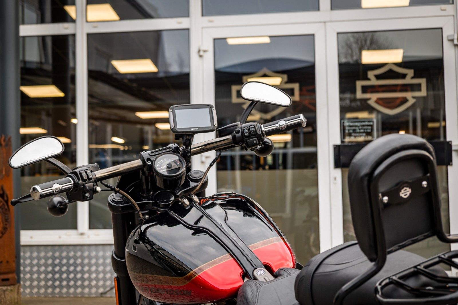 Fahrzeugabbildung Harley-Davidson FXSE CVO Pro Street Breakout - Jekill & Hyde