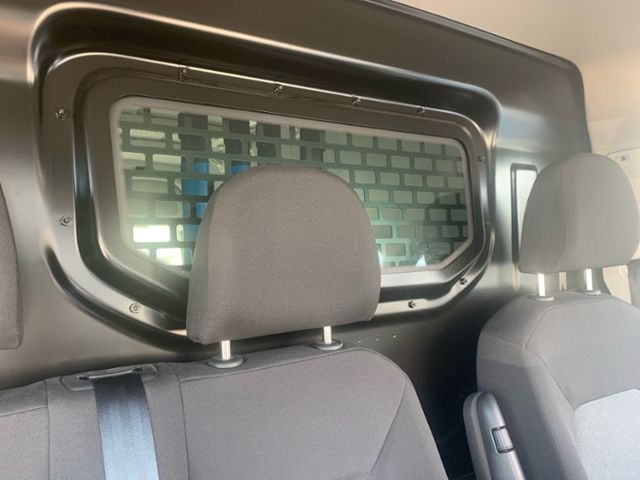 Fahrzeugabbildung Volkswagen Crafter Kasten 35 MR 2.0TDI 103KW 6-Gang AHZV KL