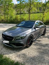 Mercedes-Benz CLA 45 AMG 4MATIC - TOP Zustand, Panoramadach - Mercedes-Benz CLA 45 AMG