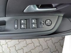 Fahrzeugabbildung Opel Mokka GS FACELIFT AT8 LED, RFK