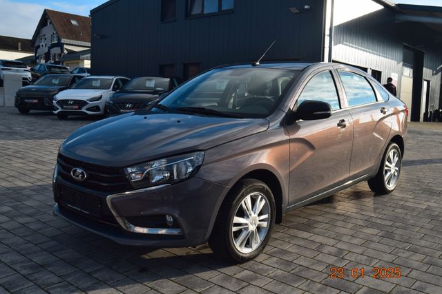 Lada Vesta 1.6 16V Luxus Automatik/Kamera/Leder/SHZ/