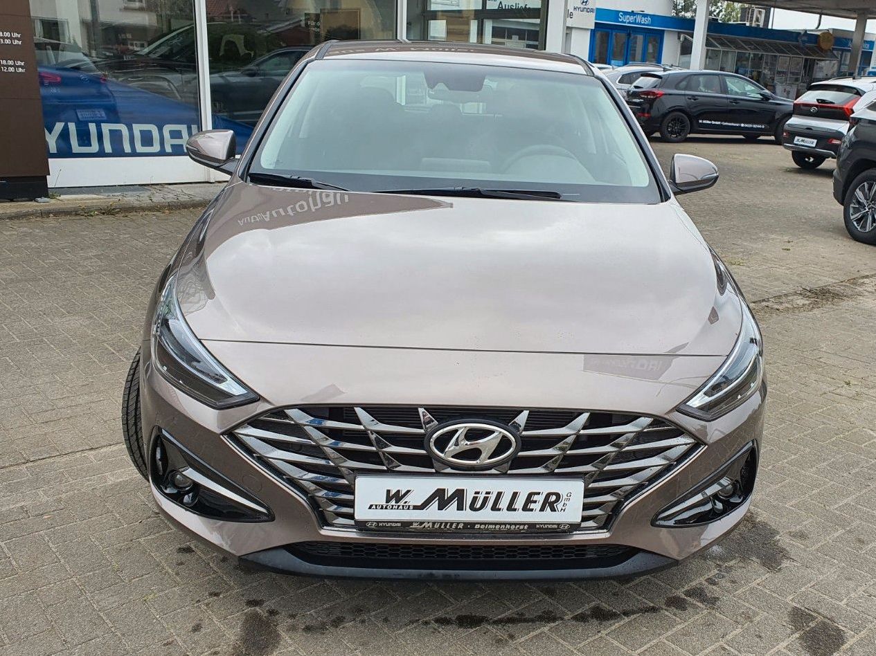 Fahrzeugabbildung Hyundai i30 1.5 T-GDI