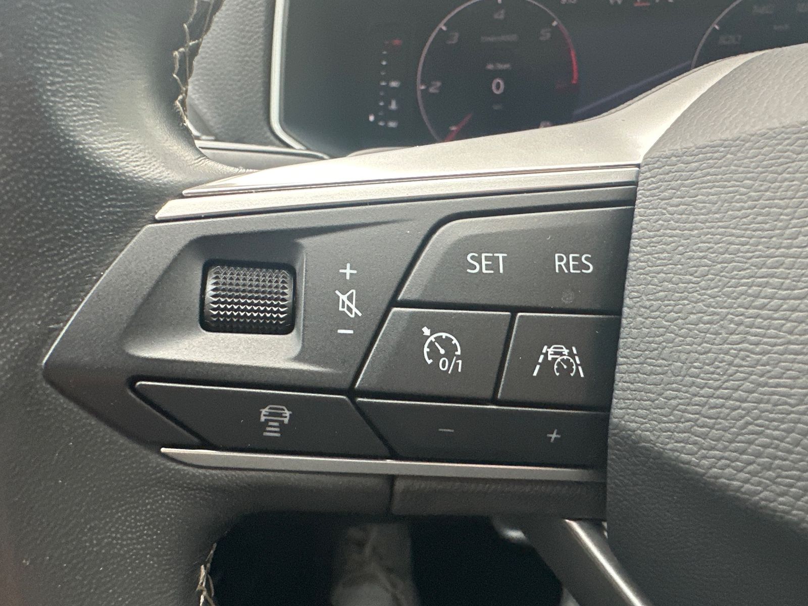 Fahrzeugabbildung SEAT Tarraco 2.0 TDI Xcellence NAV+LED+AHK+PANO+KAM